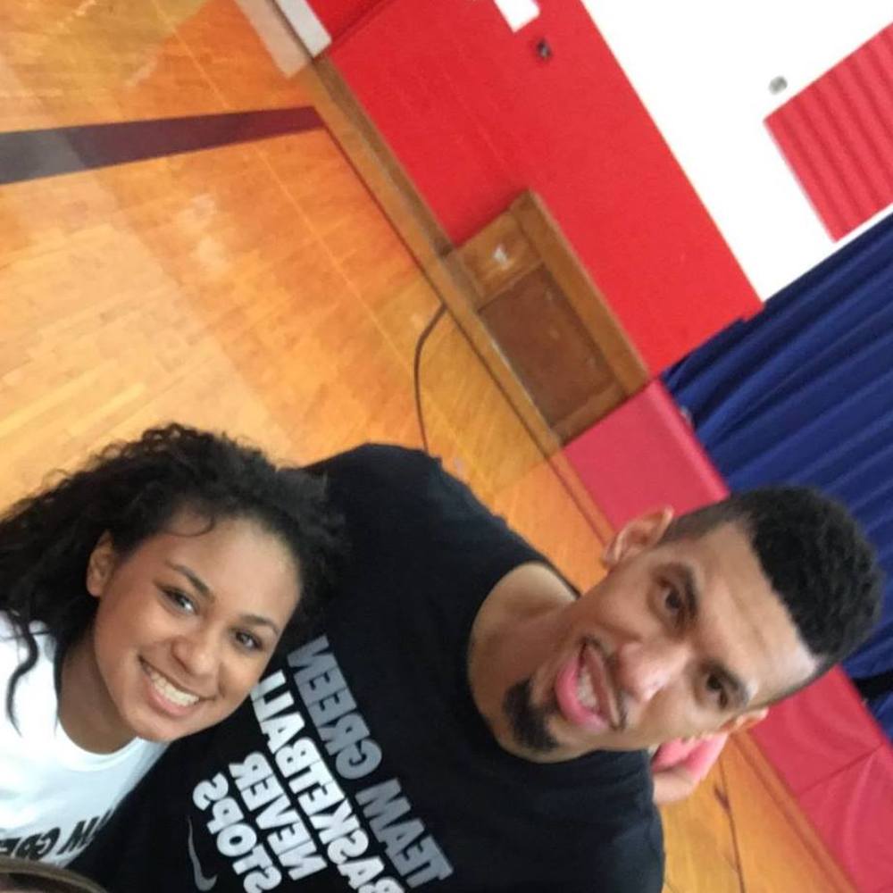 Meet your Posher, Desirae